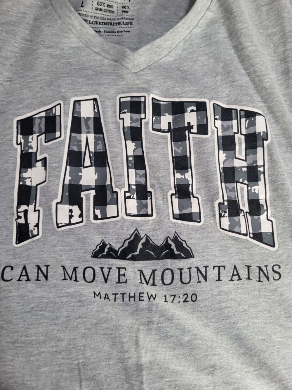 Love in Faith Women's L Gray V Neck Shirt Matthew 17:20 Faith can move mountains - Picture 6 of 6